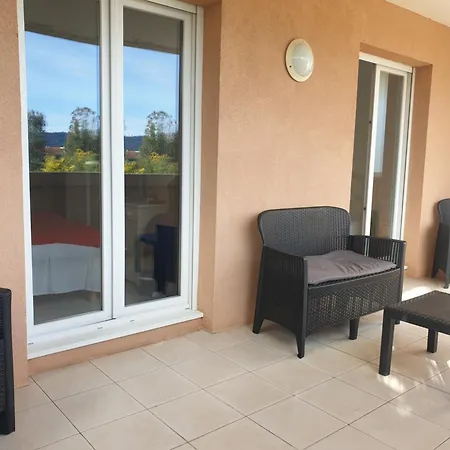 Duplex 6 Personnes Grand Parc Lägenhet *